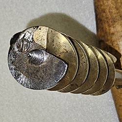 attachment screw for Stearns replaceable spur