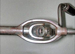 Amidon corner brace, universal joint