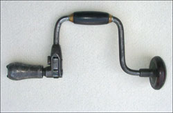 Backus brace, lever-type ratchet